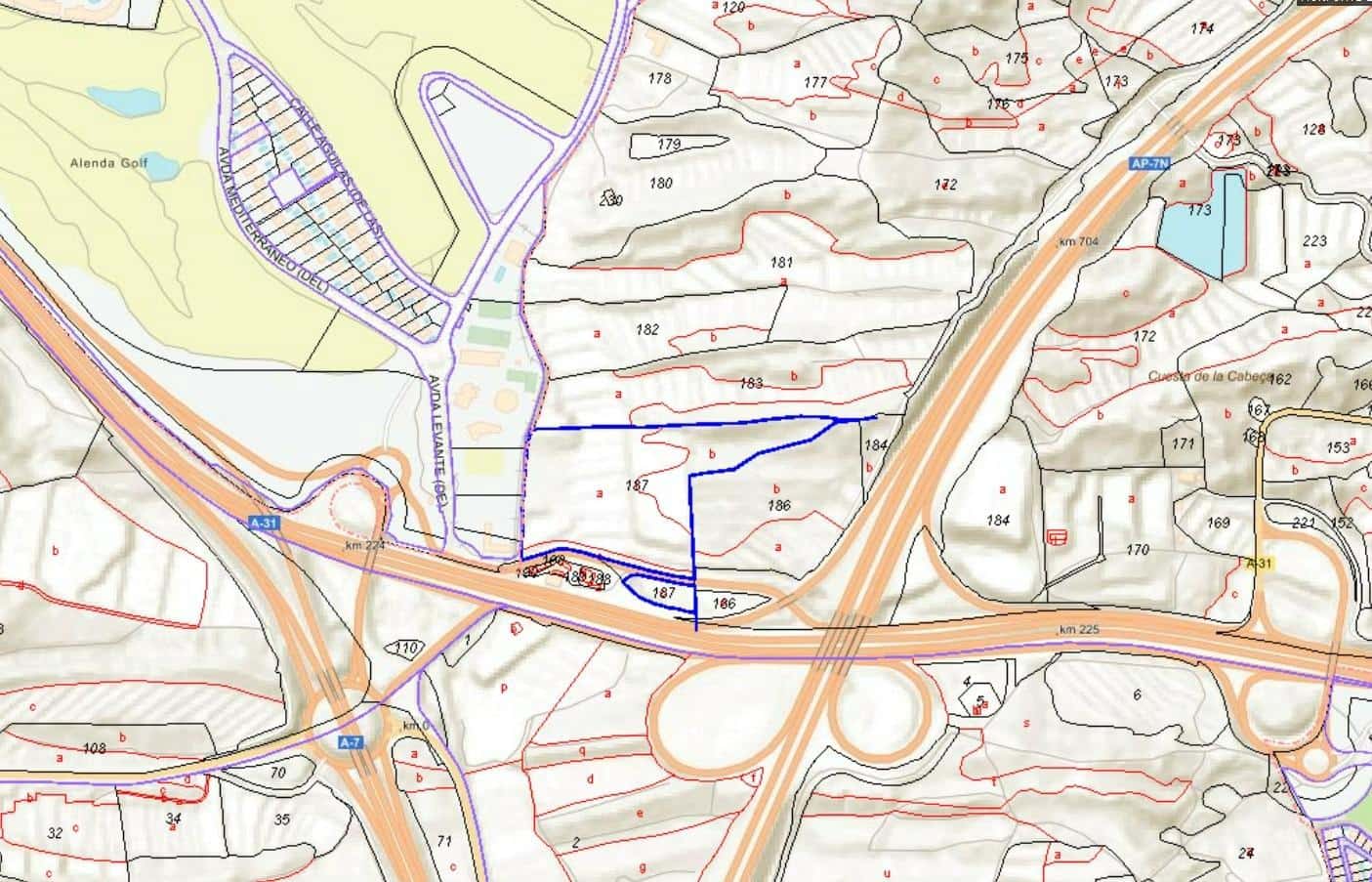 Teren niezagospodarowany na sprzedaż w Monforte del Cid - 249 000 € (Ref: 8847717)