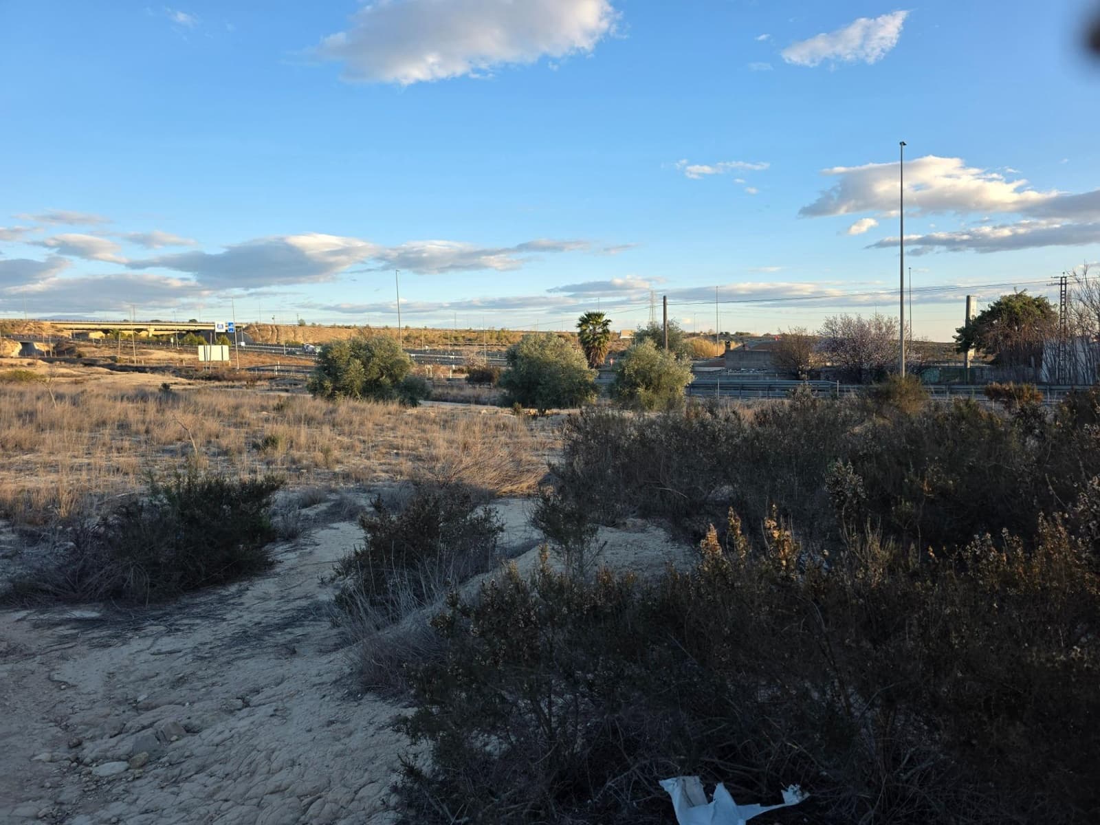 Teren niezagospodarowany na sprzedaż w Monforte del Cid - 249 000 € (Ref: 8847717)