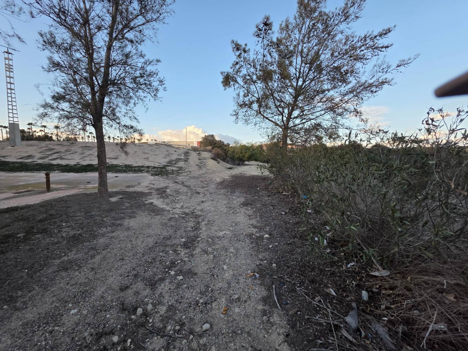 Teren niezagospodarowany na sprzedaż w Monforte del Cid - 249 000 € (Ref: 8847717)