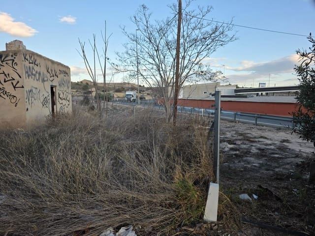 Teren niezagospodarowany na sprzedaż w Monforte del Cid - 249 000 € (Ref: 8847717)