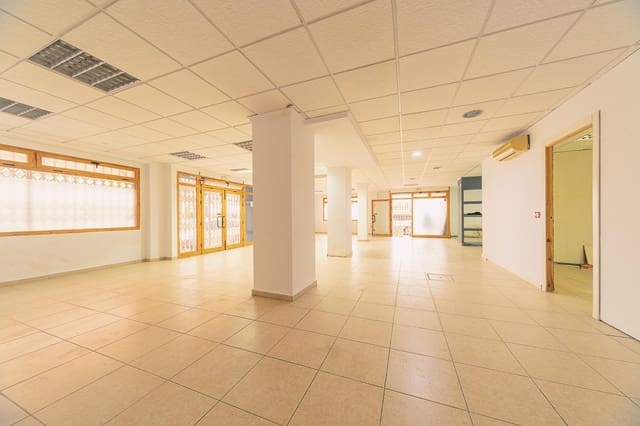 Erhverv til salg i Centro Urbano, Dénia - € 190.000 (Ref: 8854874)