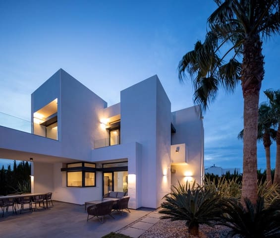 2 makuuhuone Huvila myytävänä paikassa La Manga Club, Cartagena - 700 000 € (Ref: 8867253)