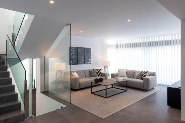 2 makuuhuone Huvila myytävänä paikassa La Manga Club, Cartagena - 700 000 € (Ref: 8867253)