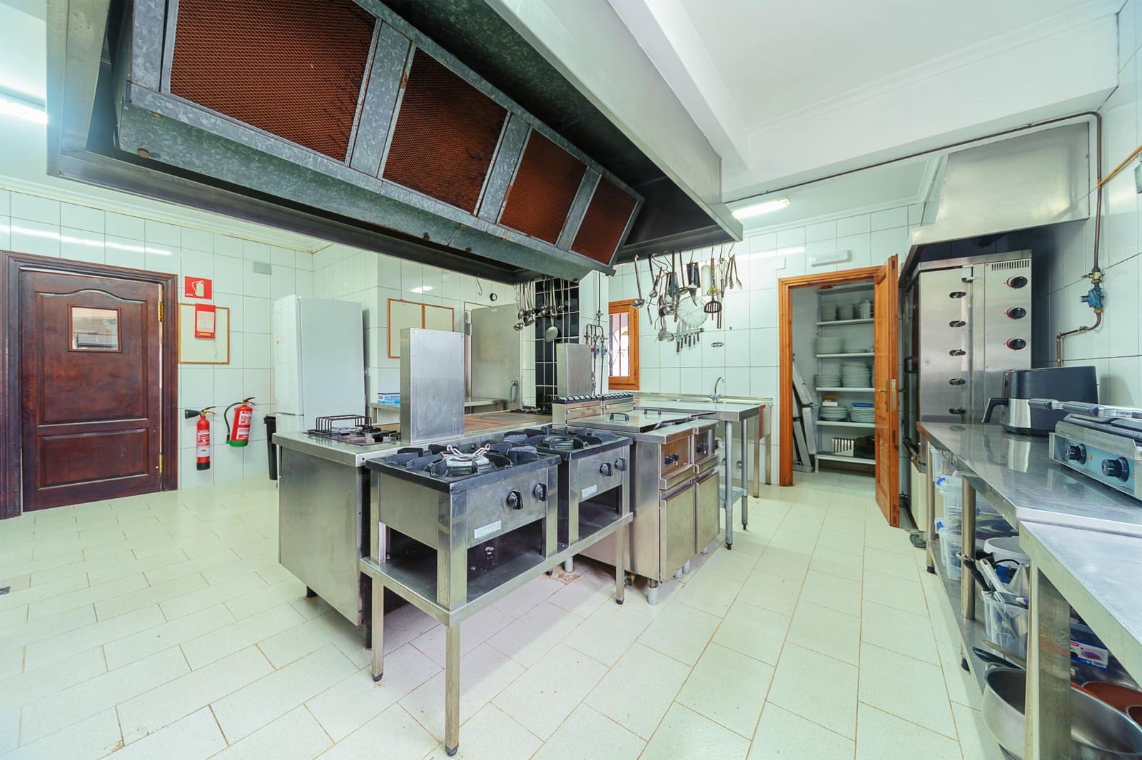 4 slaapkamer Villa te koop in Orba met zwembad garage - € 680.000 (Ref: 8879813)