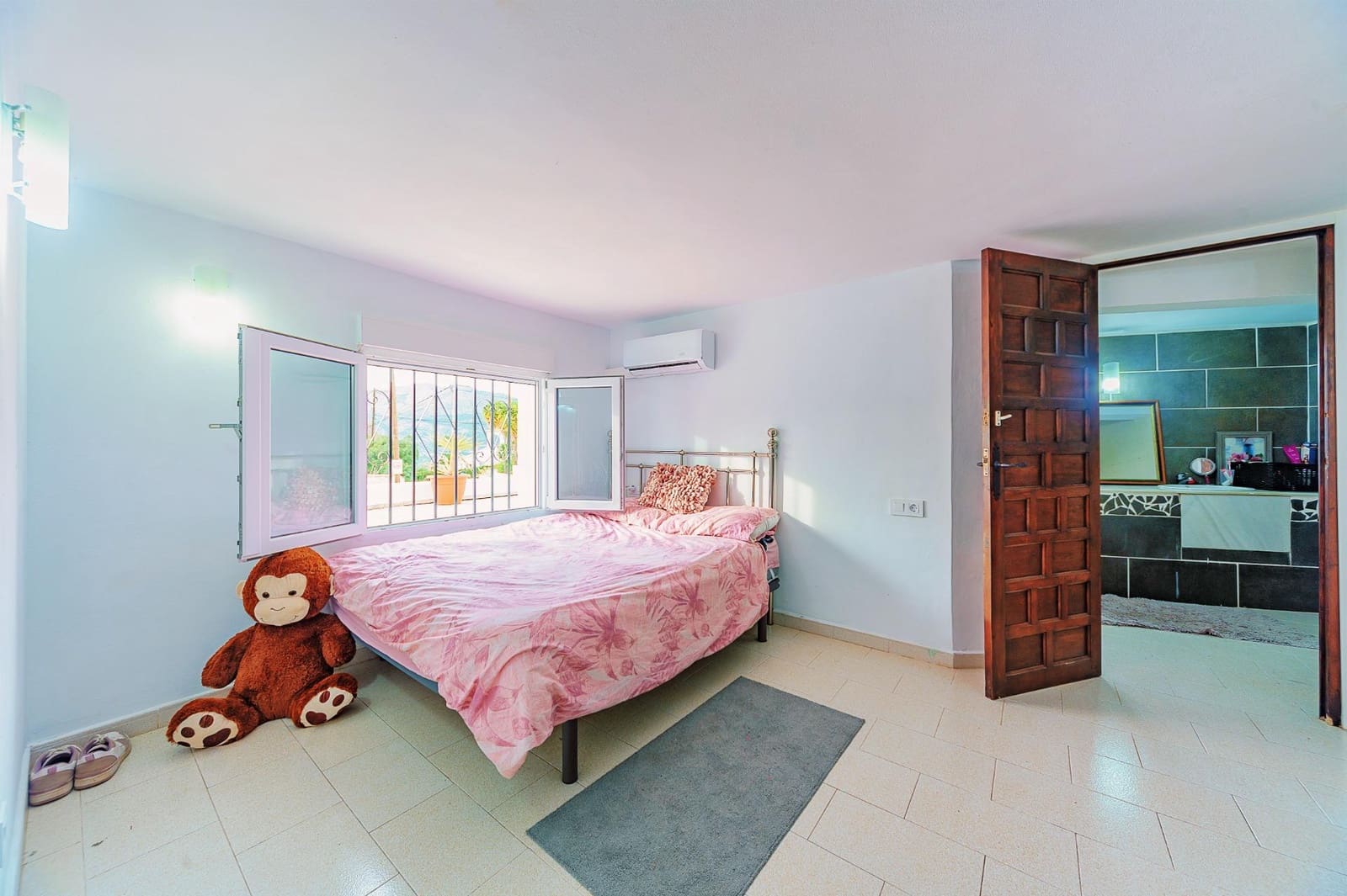 4 slaapkamer Villa te koop in Orba met zwembad garage - € 680.000 (Ref: 8879813)