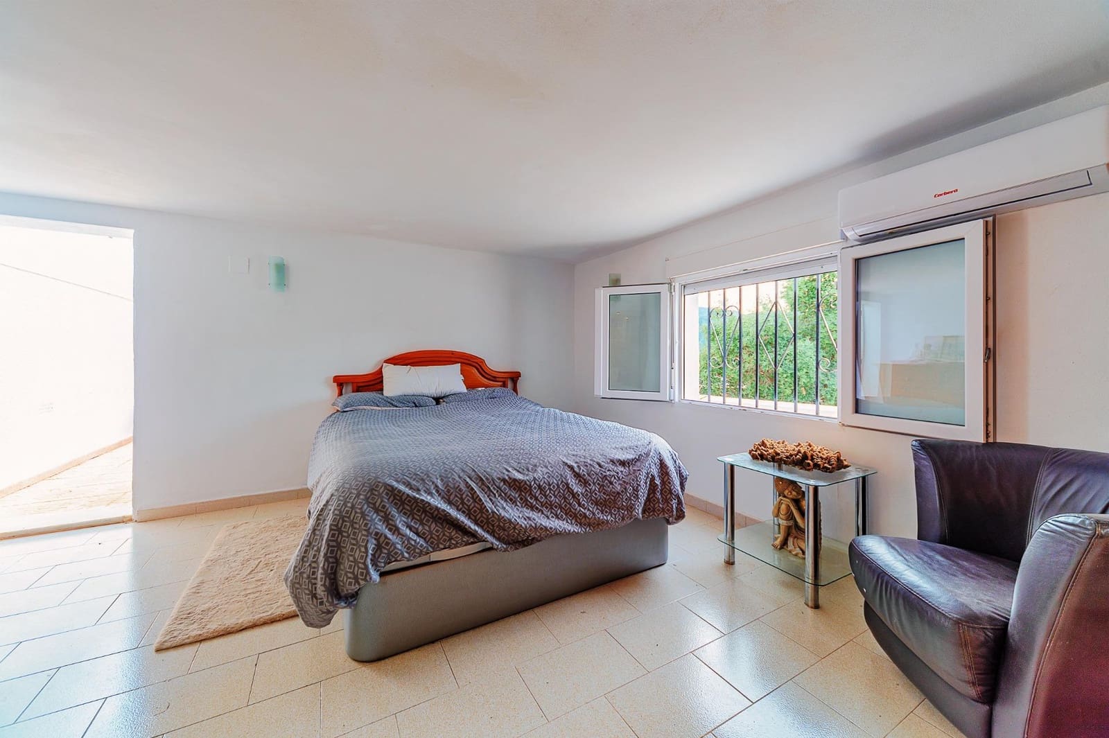 4 slaapkamer Villa te koop in Orba met zwembad garage - € 680.000 (Ref: 8879813)