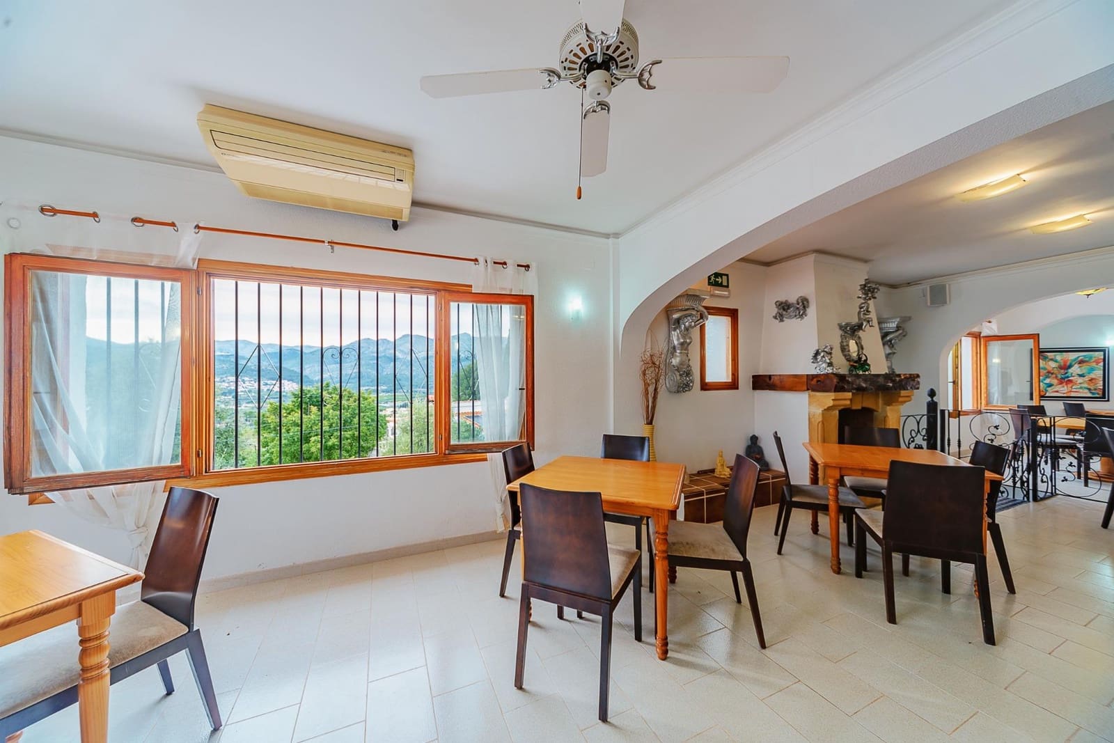 4 slaapkamer Villa te koop in Orba met zwembad garage - € 680.000 (Ref: 8879813)