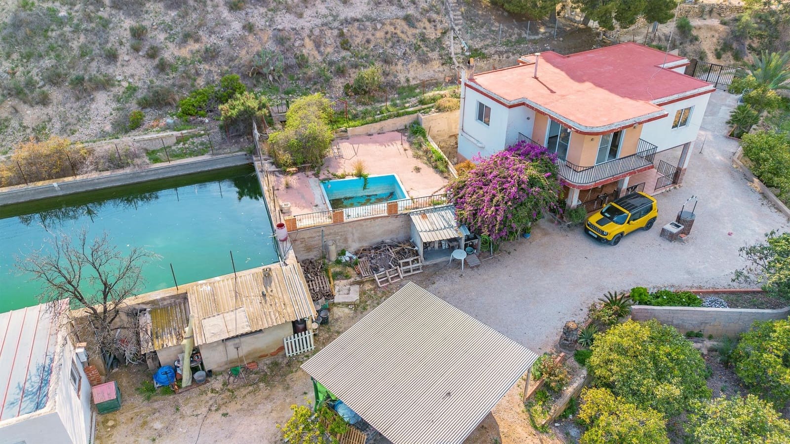 5 bedroom Villa for sale in Elche / Elx with pool garage - € 297,000 (Ref: 8902403)