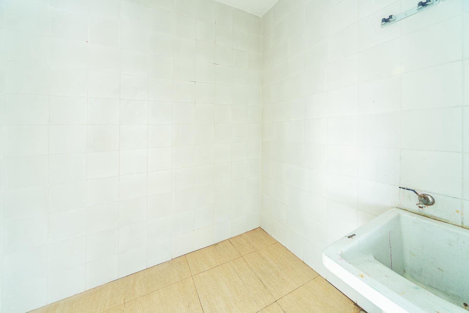 Erhverv til salg i Mula - € 79.900 (Ref: 8905574)