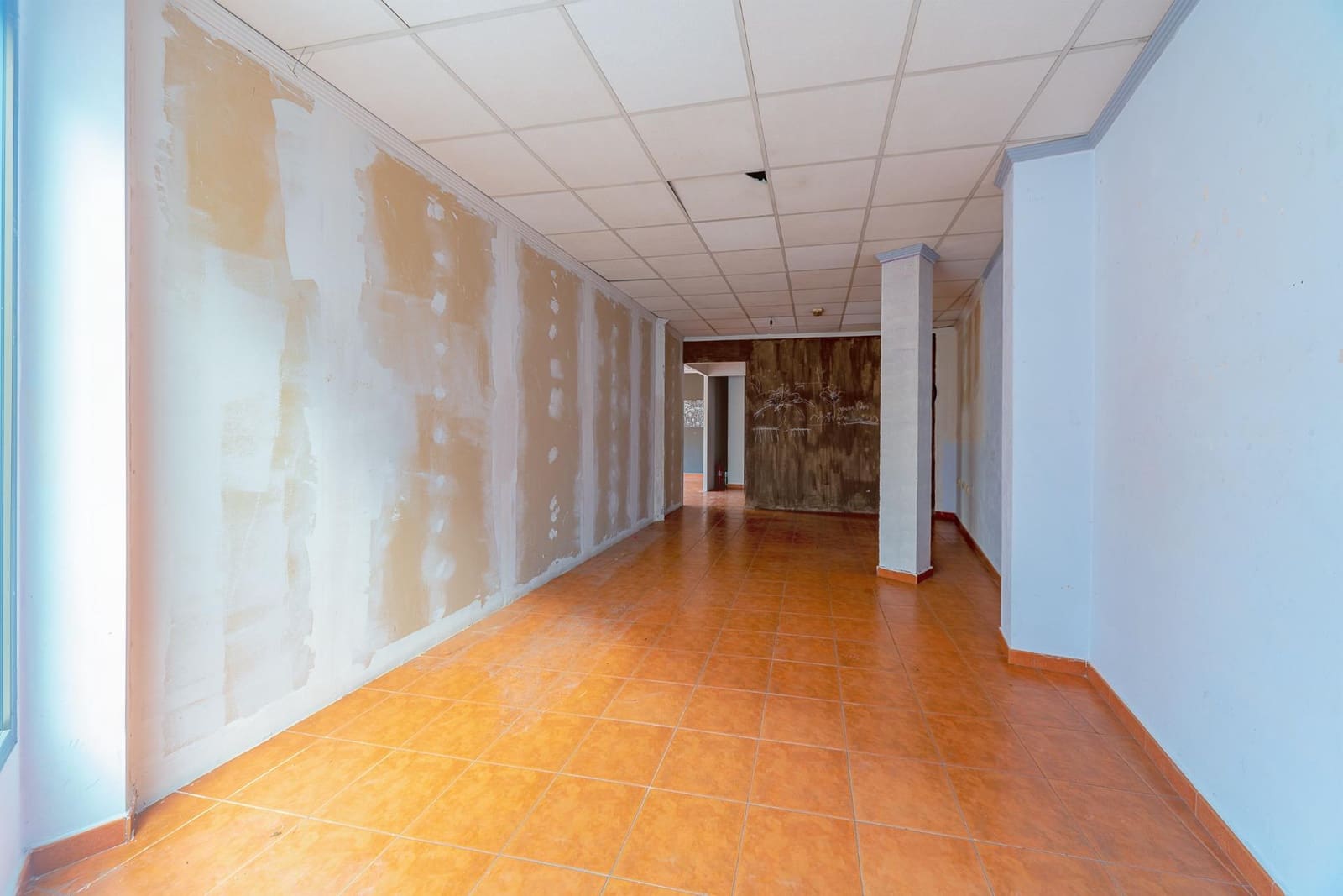 Erhverv til salg i Mula - € 106.000 (Ref: 8905575)