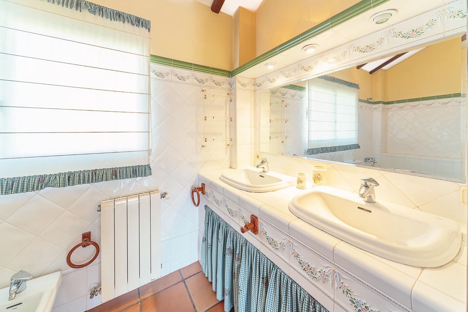 4 chambre Villa/Maison à vendre à Elda avec garage - 399 000 € (Ref: 8905576)