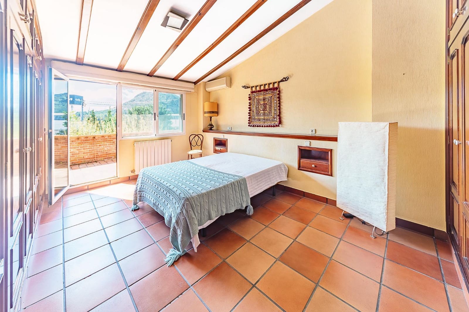 4 chambre Villa/Maison à vendre à Elda avec garage - 399 000 € (Ref: 8905576)