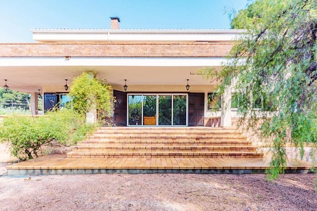 4 chambre Villa/Maison à vendre à Elda avec garage - 399 000 € (Ref: 8905576)