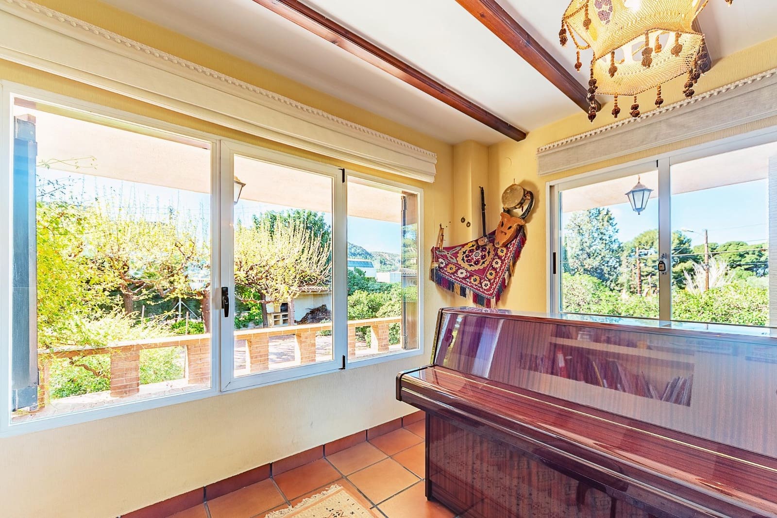 4 soverom Villa til salgs i Elda med garasje - € 399 000 (Ref: 8905576)