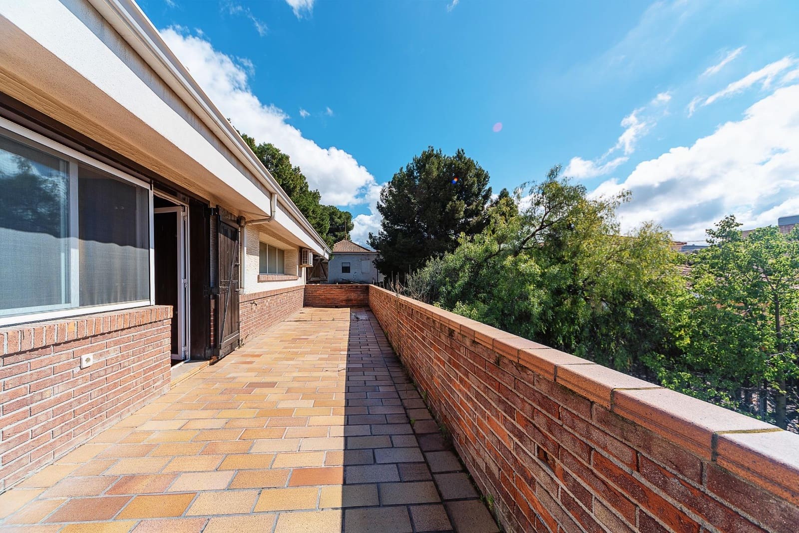 4 makuuhuone Huvila myytävänä paikassa Elda mukana 
autotalli - 399 000 € (Ref: 8905576)