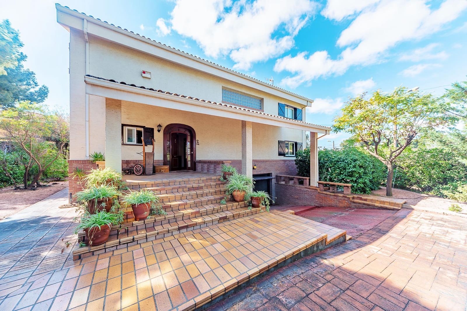 4 makuuhuone Huvila myytävänä paikassa Elda mukana 
autotalli - 399 000 € (Ref: 8905576)