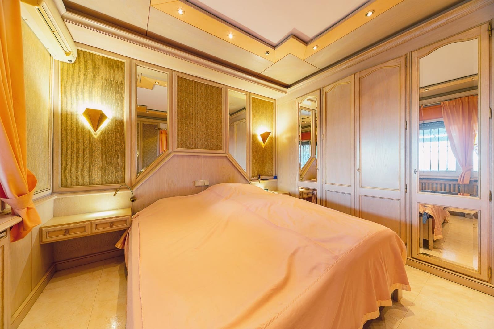 6 makuuhuone Huvila myytävänä paikassa Denia mukana uima-altaan 
autotalli - 1 350 000 € (Ref: 8907750)