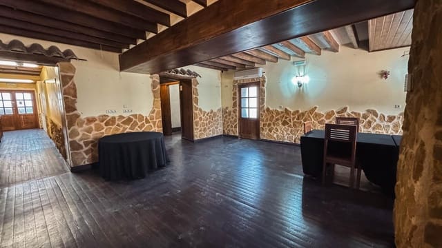 2 slaapkamer Finca/Landhuis te koop in Monóvar / Monóver - € 220.000 (Ref: 8913102)