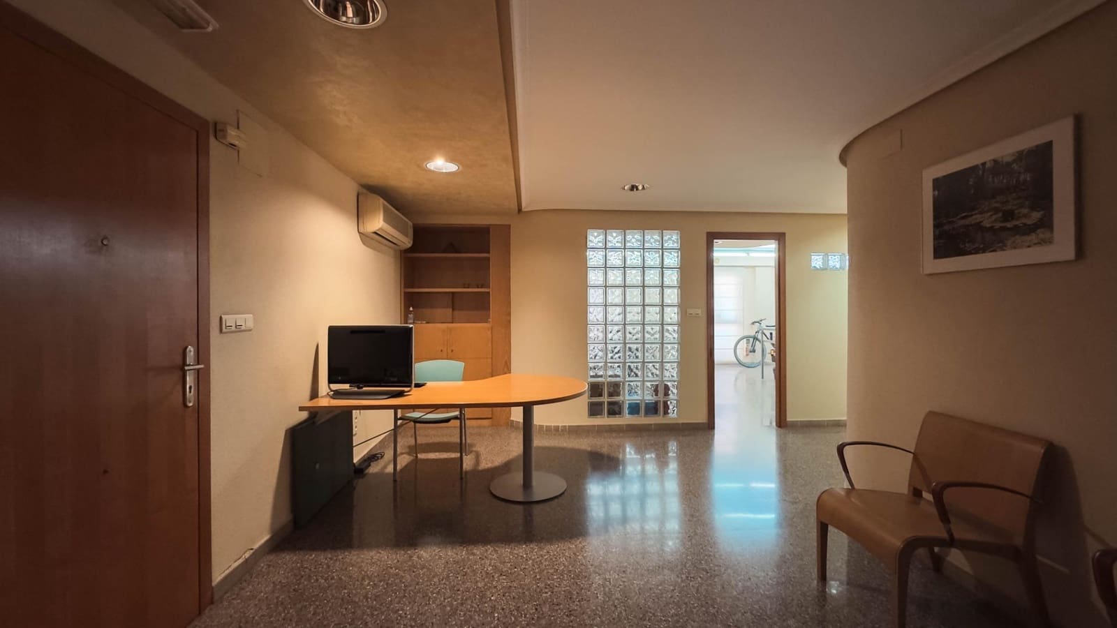 5 soverom Kommersiell til salgs i Elche / Elx - € 130 000 (Ref: 8921355)