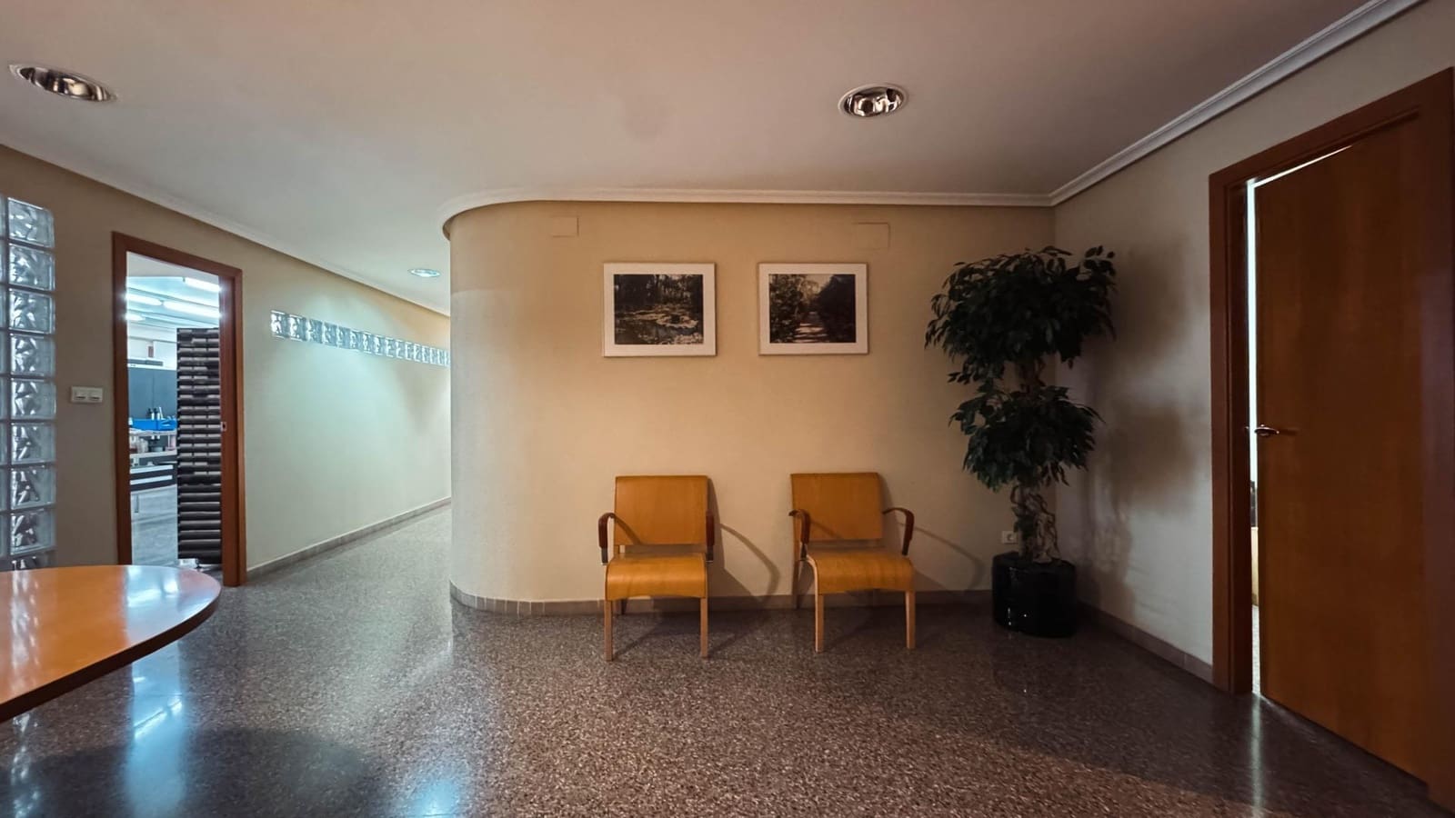 5 soverom Kommersiell til salgs i Elche / Elx - € 130 000 (Ref: 8921355)