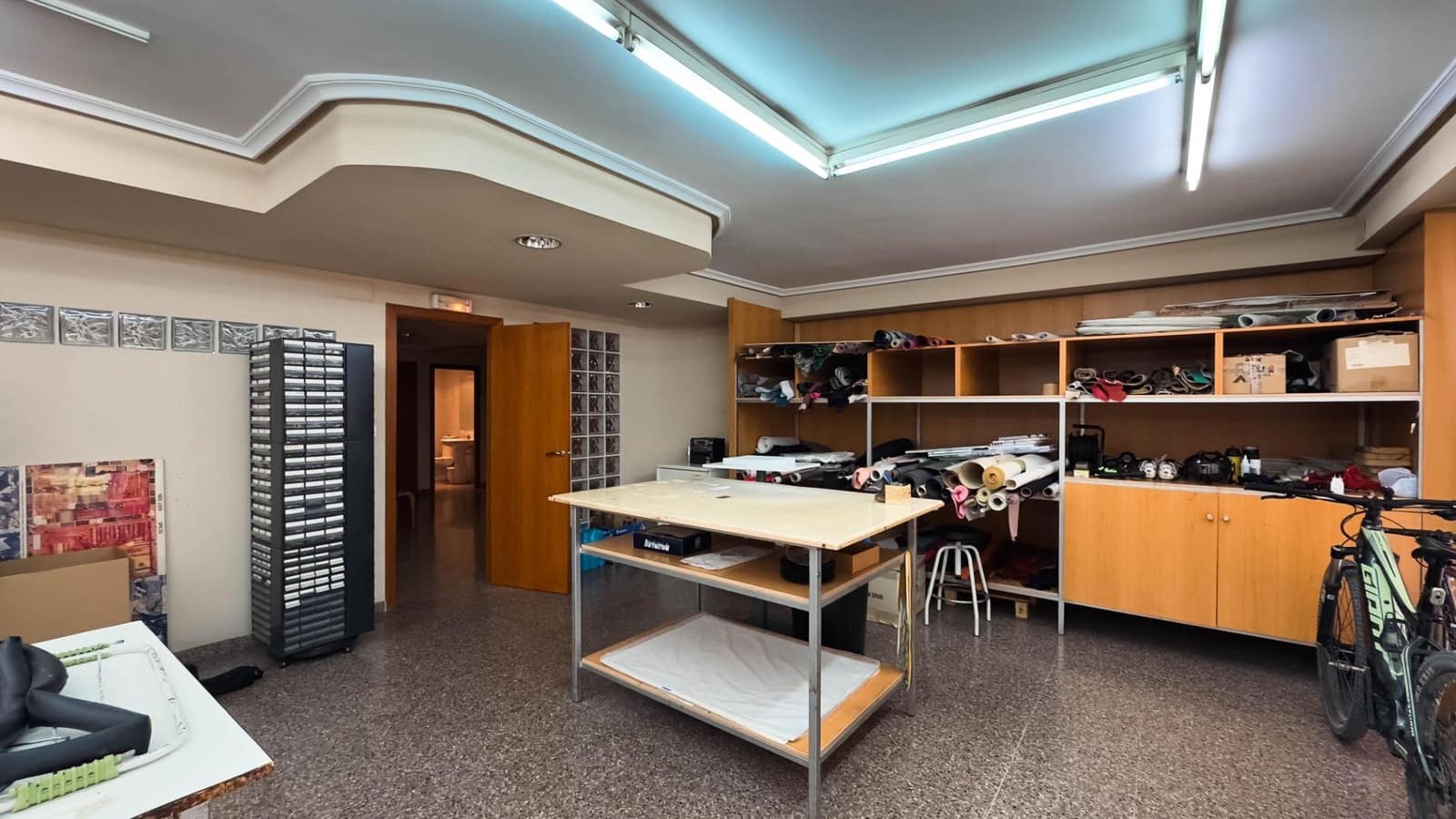 5 soverom Kommersiell til salgs i Elche / Elx - € 130 000 (Ref: 8921355)