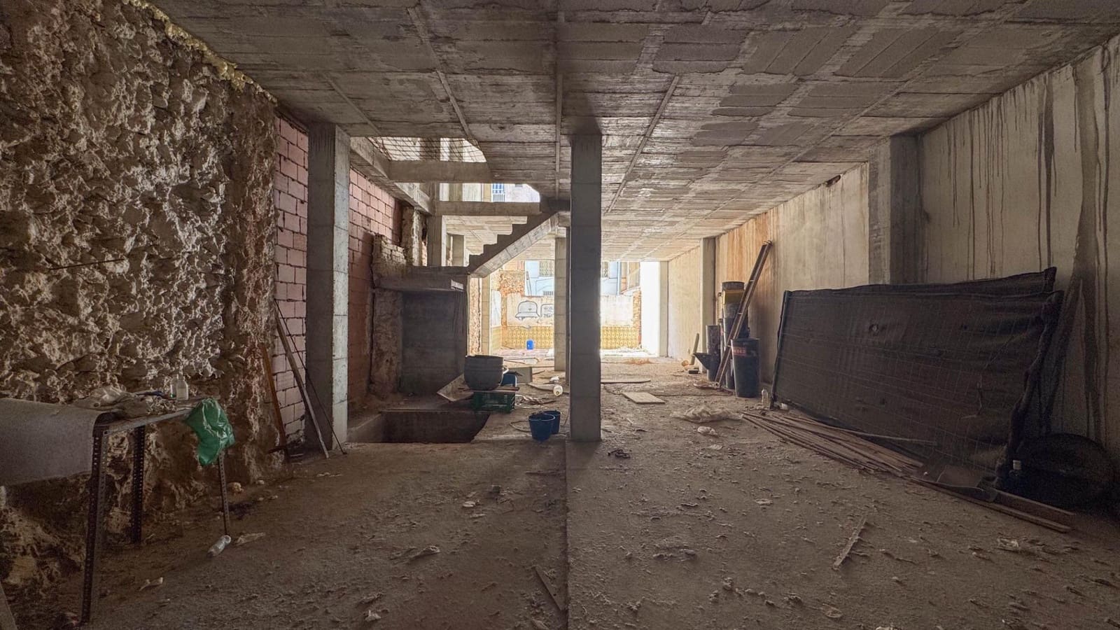 Tomt till salu i Elche / Elx - 375 000 € (Ref: 8921356)