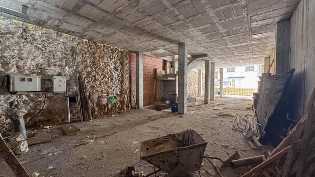 Tomt till salu i Elche / Elx - 375 000 € (Ref: 8921356)