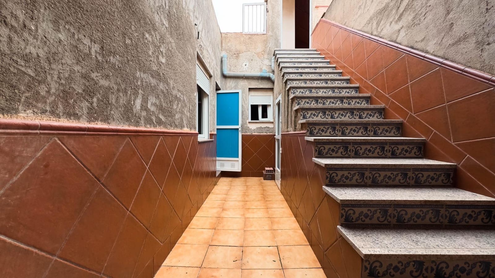 5 soveværelse Villa til salg i La Tercia med garage - € 149.900 (Ref: 8928848)