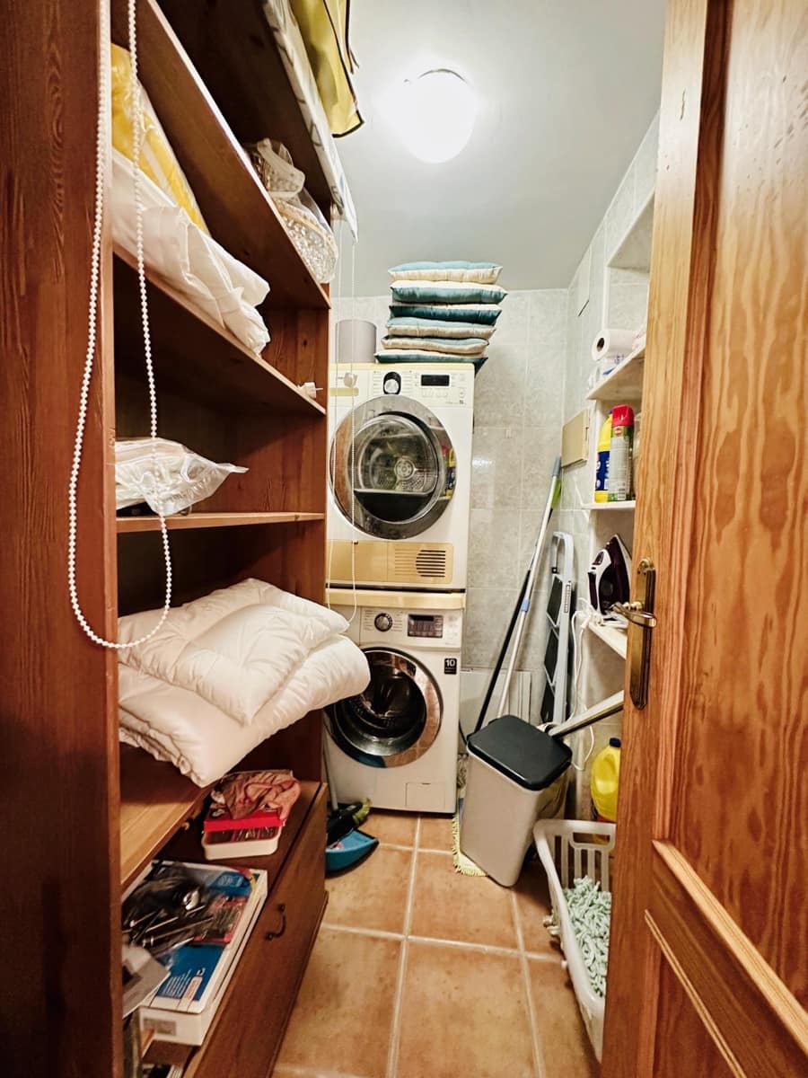 6 slaapkamer Villa te huur in La Nucia met zwembad - € 2.290 (Ref: 8928849)