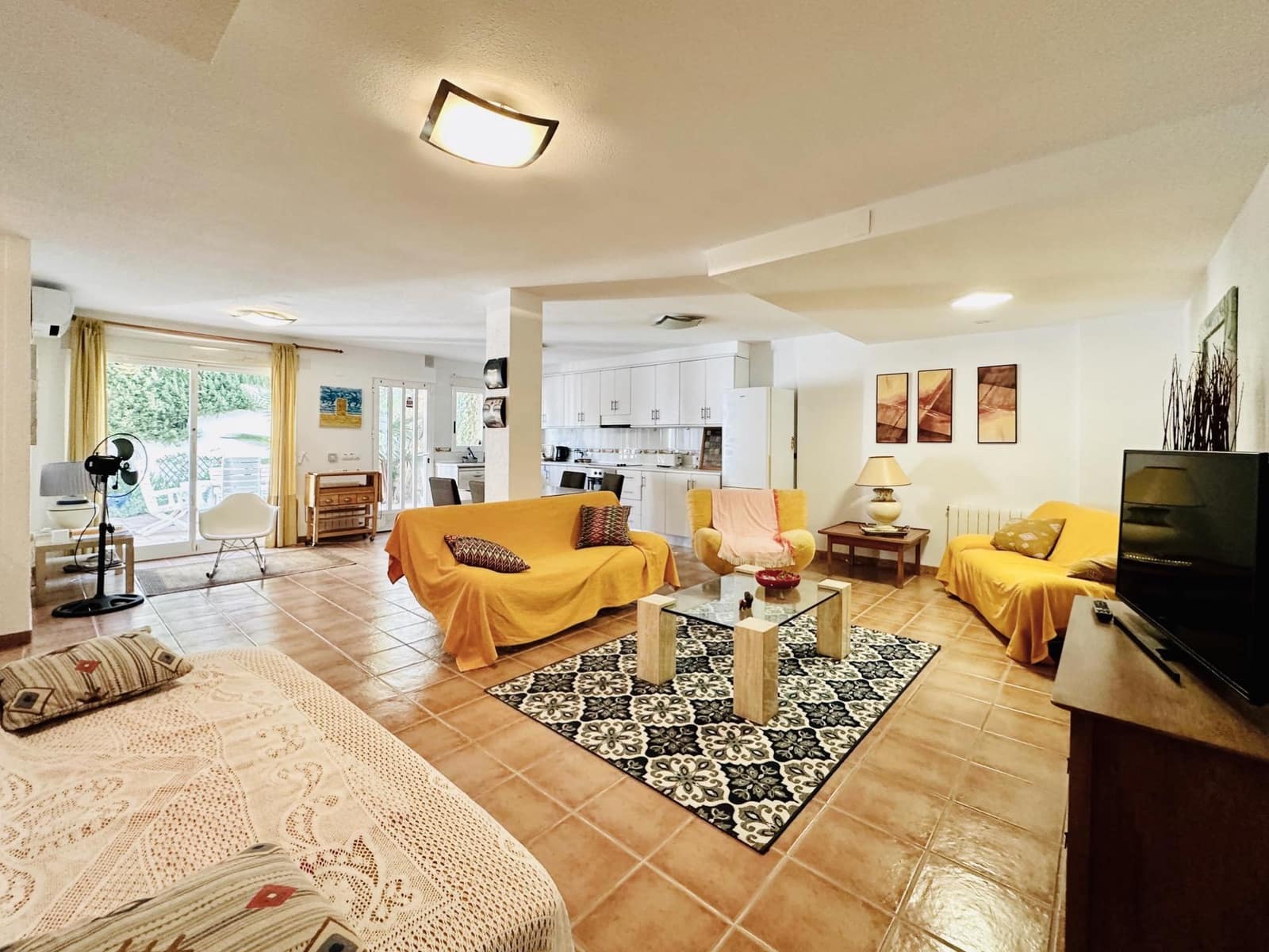 6 slaapkamer Villa te huur in La Nucia met zwembad - € 2.290 (Ref: 8928849)