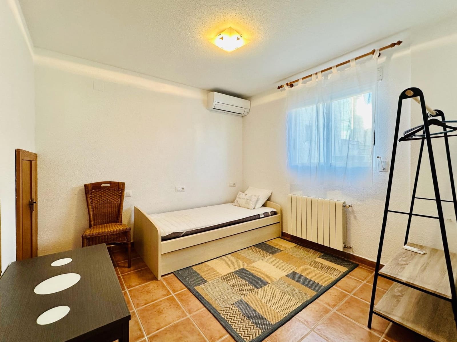 6 slaapkamer Villa te huur in La Nucia met zwembad - € 2.290 (Ref: 8928849)