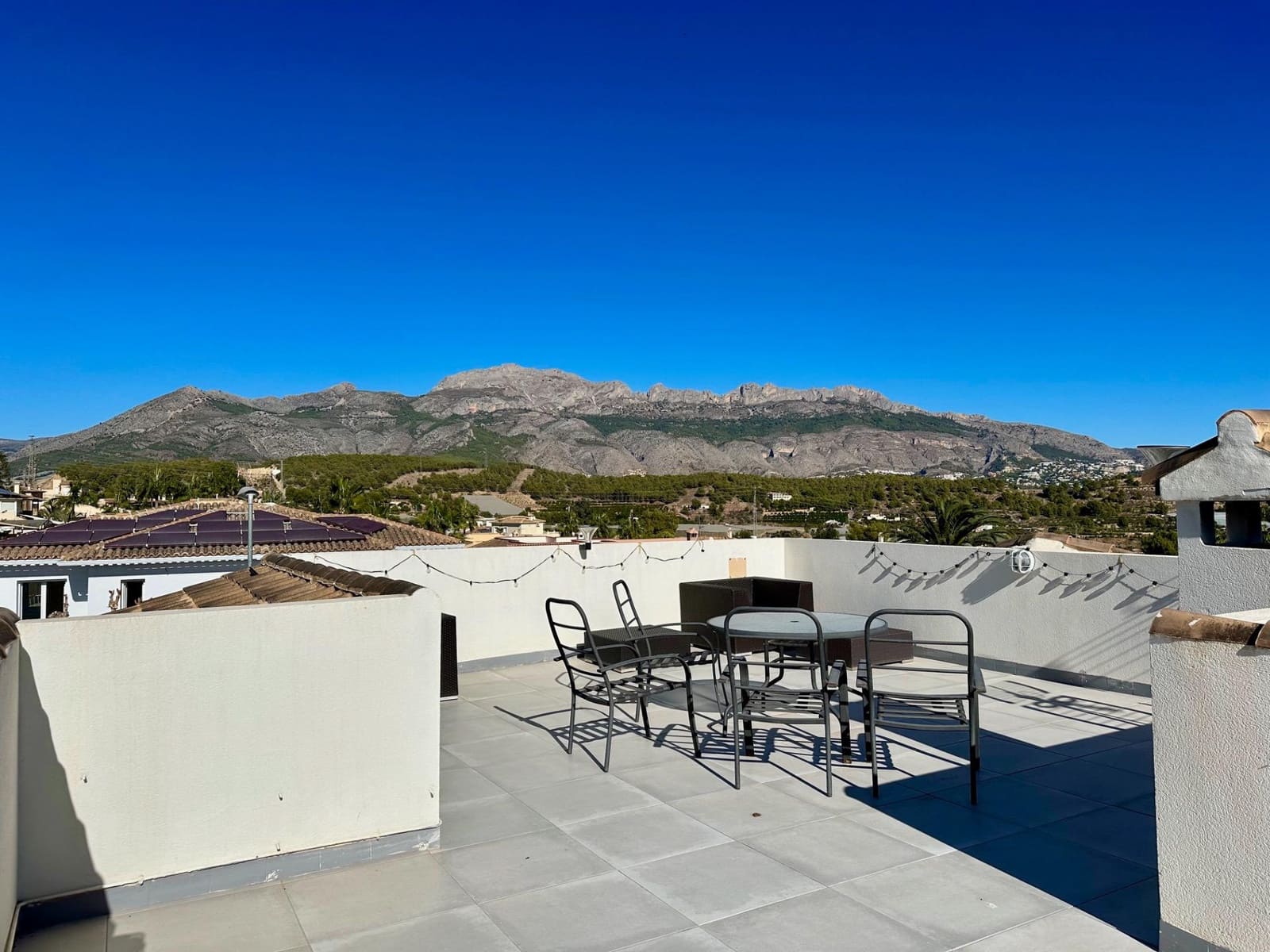 6 slaapkamer Villa te huur in La Nucia met zwembad - € 2.290 (Ref: 8928849)