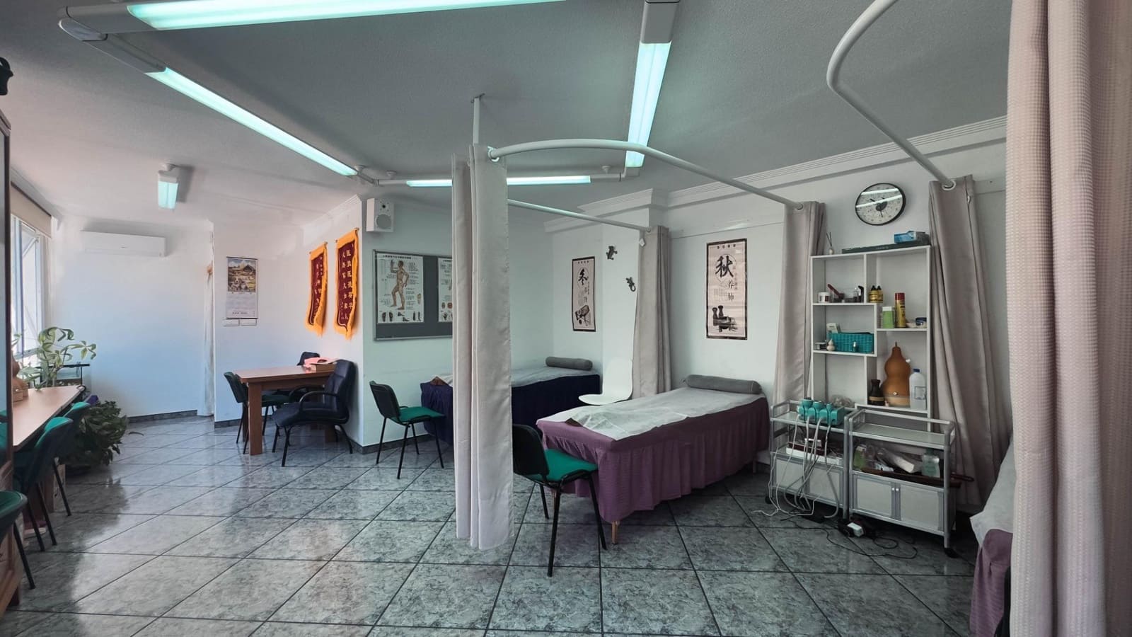 Flat for sale in Elche / Elx - € 159,000 (Ref: 8954255)