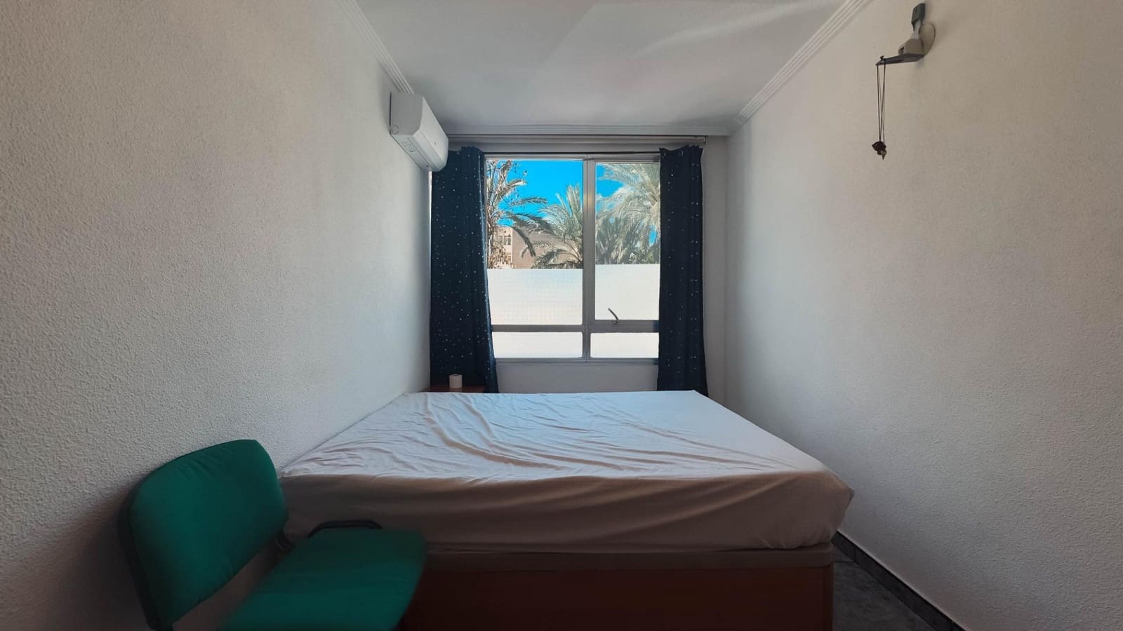 Flat for sale in Elche / Elx - € 159,000 (Ref: 8954255)