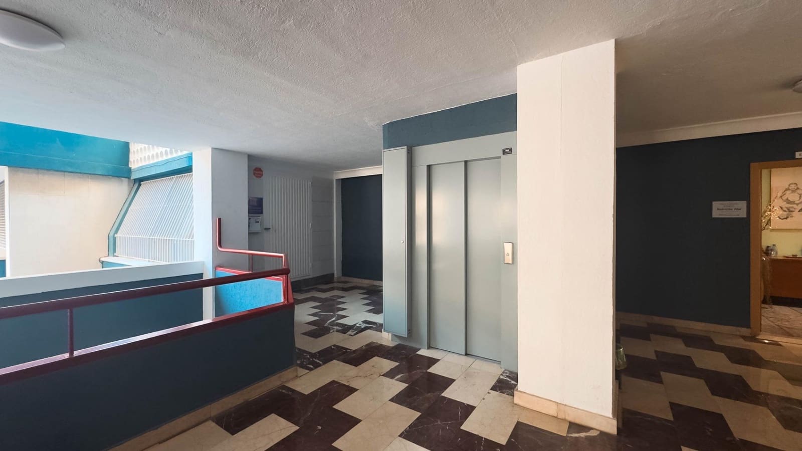 Flat for sale in Elche / Elx - € 159,000 (Ref: 8954255)