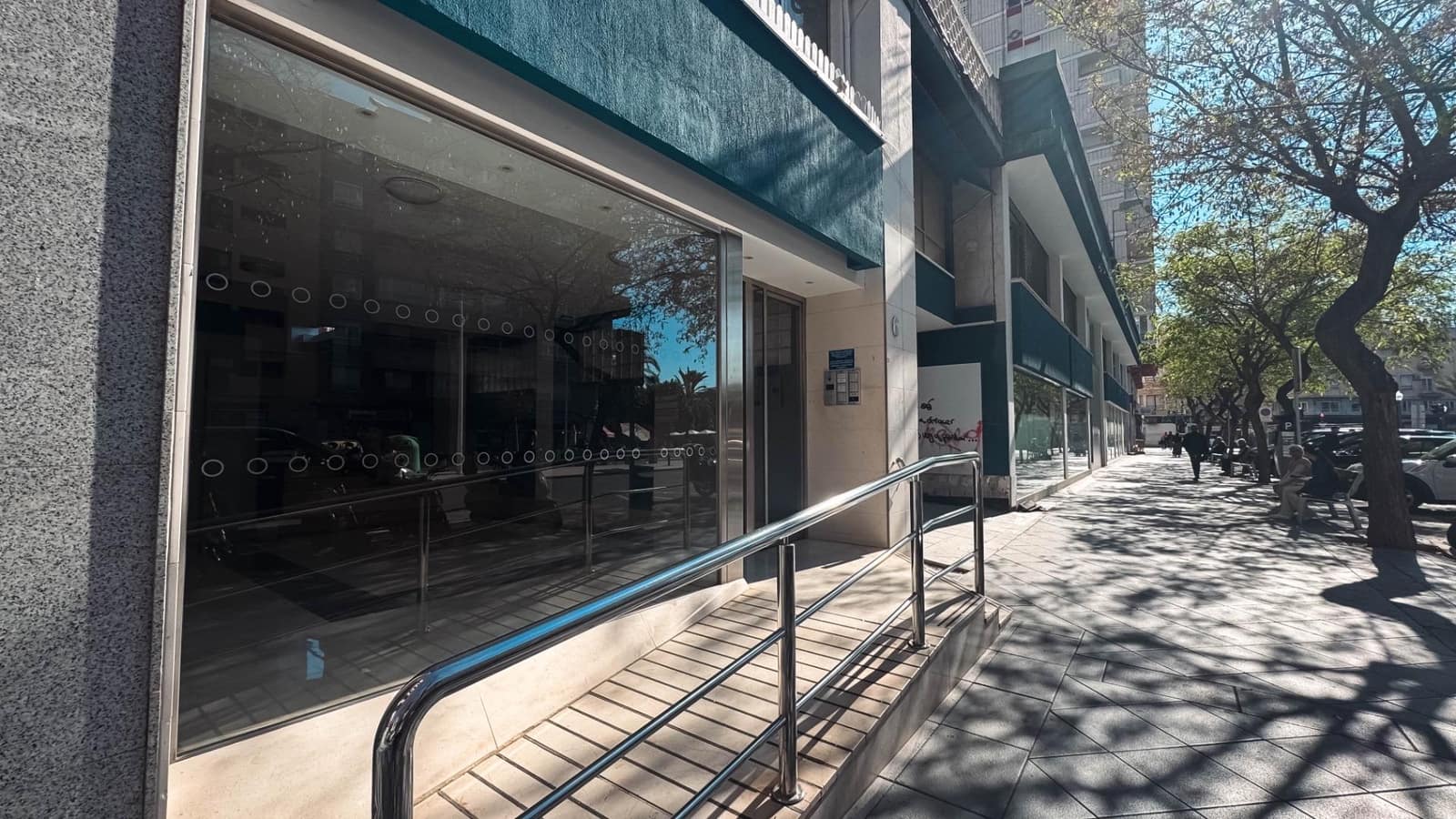 Flat for sale in Elche / Elx - € 159,000 (Ref: 8954255)