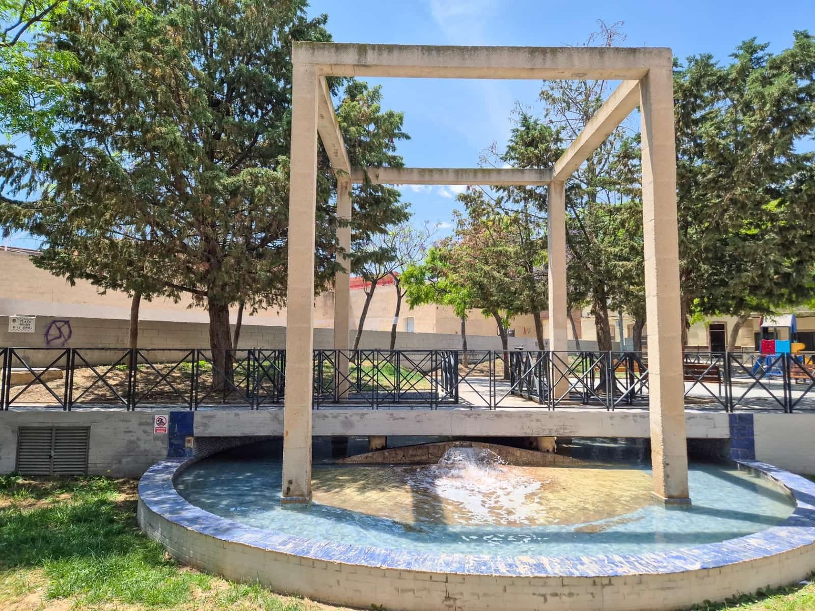 3 bedroom Finca/Country House for sale in Alicante / Alacant city with garage - € 187,000 (Ref: 8972169)