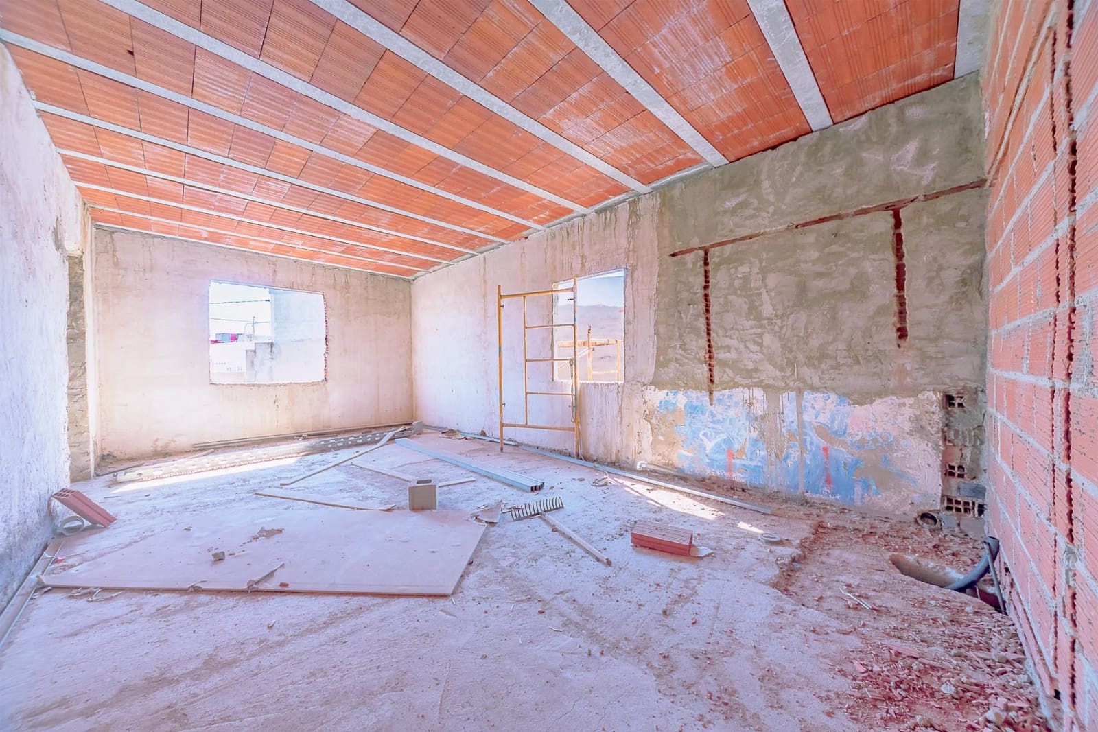 3 soveværelse Finca/Landehus til salg i Alicante by med garage - € 187.000 (Ref: 8972169)