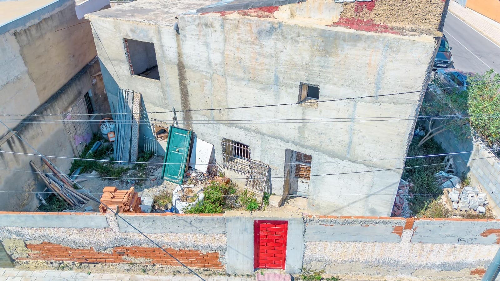 3 soveværelse Finca/Landehus til salg i Alicante by med garage - € 187.000 (Ref: 8972169)