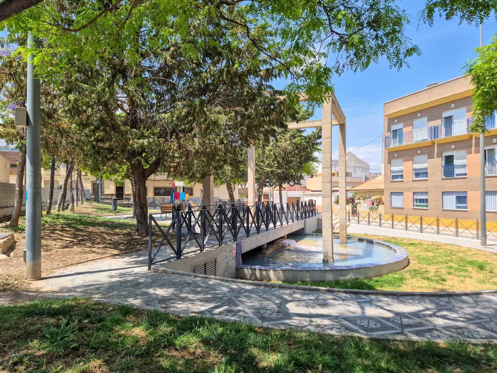 3 soveværelse Finca/Landehus til salg i Alicante by med garage - € 187.000 (Ref: 8972169)