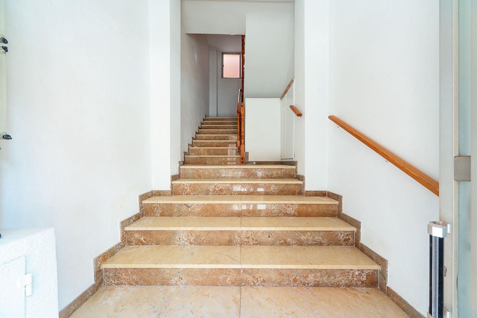 21 soveværelse Lejlighed til salg i Mula med garage - € 200.000 (Ref: 8977090)