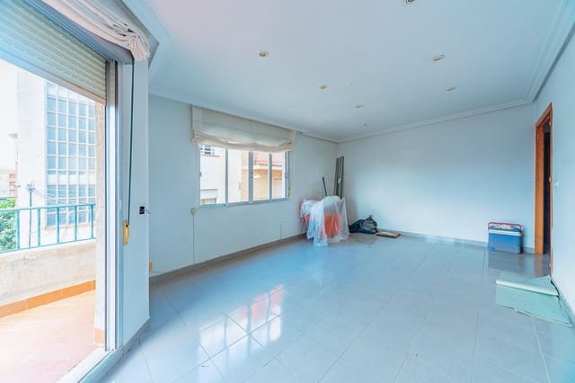 21 soveværelse Lejlighed til salg i Mula med garage - € 200.000 (Ref: 8977090)