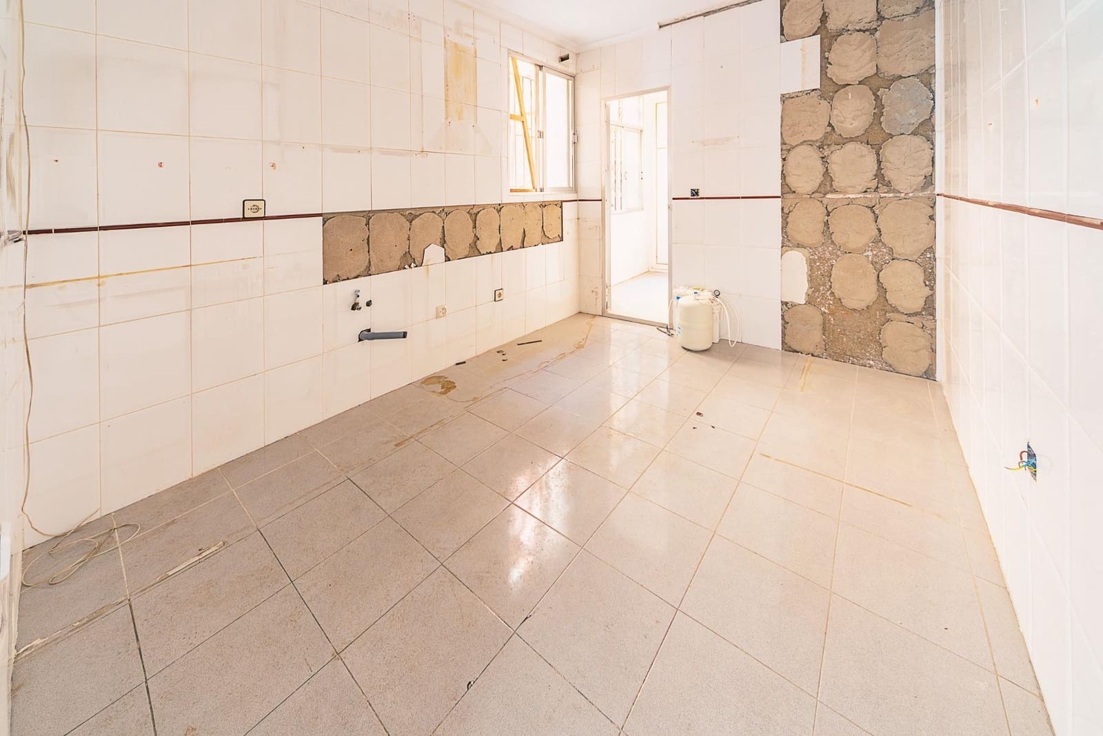 21 soveværelse Lejlighed til salg i Mula med garage - € 200.000 (Ref: 8977090)