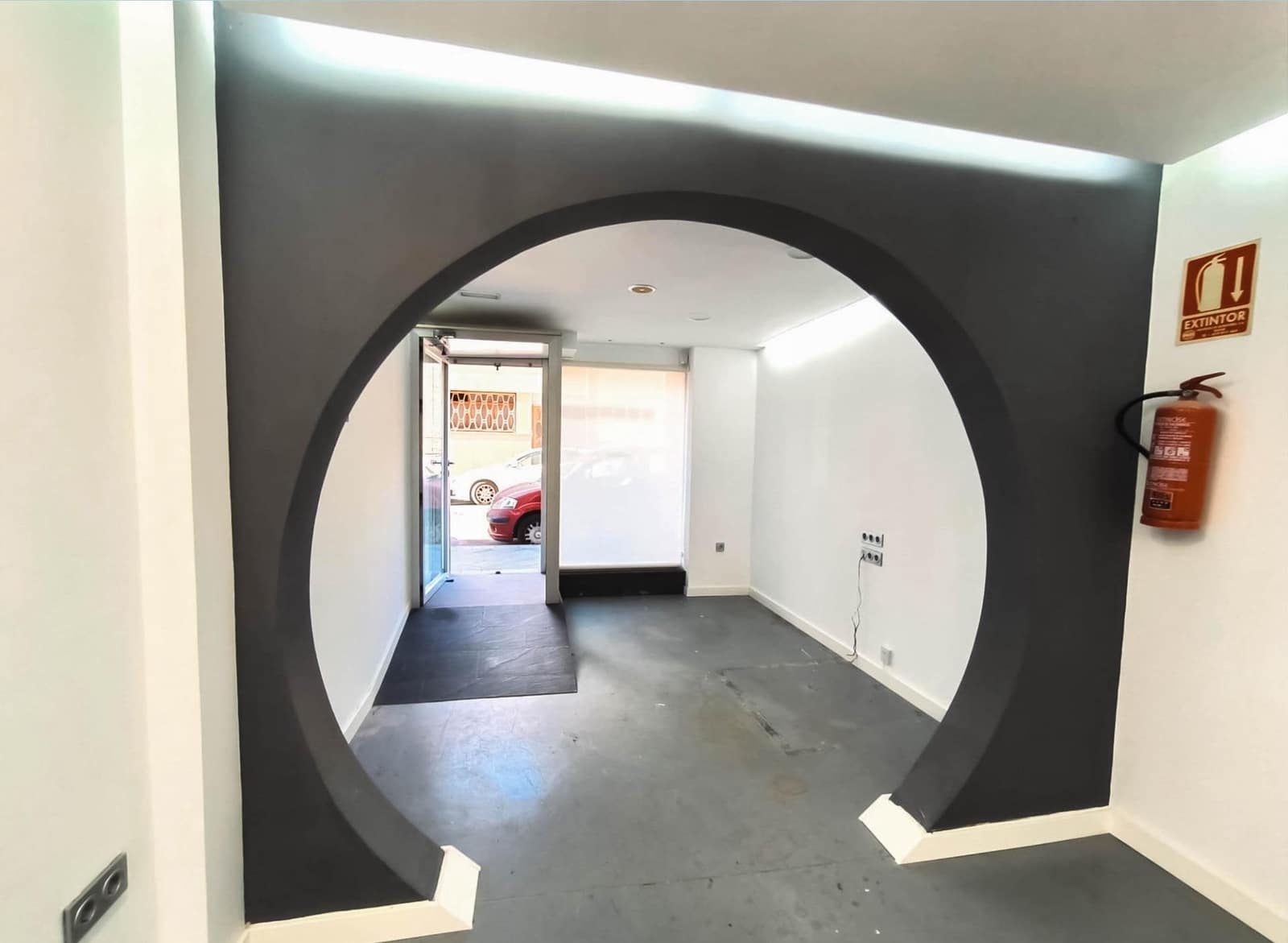 Komercyjne na sprzedaż w Elche / Elx - 67 500 € (Ref: 8979034)