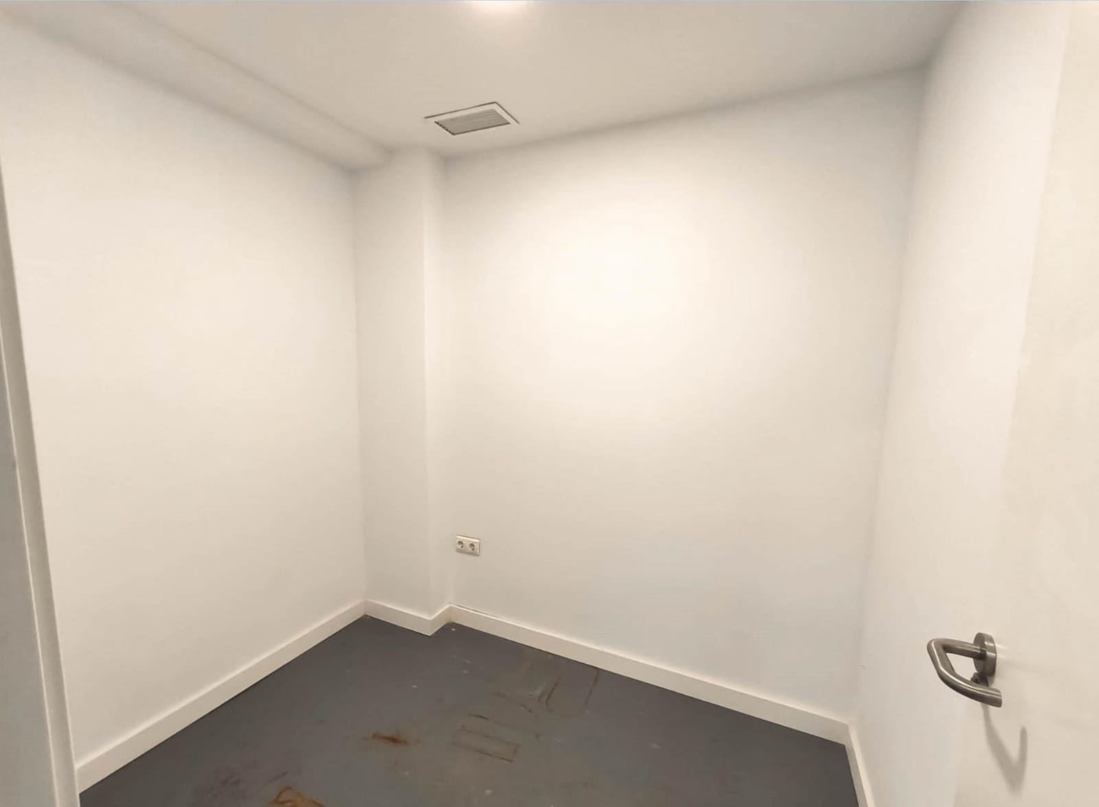 Komercyjne na sprzedaż w Elche / Elx - 67 500 € (Ref: 8979034)