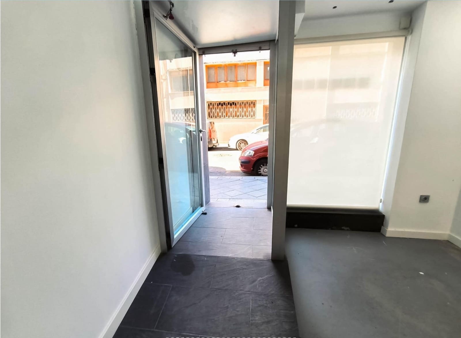 Komercyjne na sprzedaż w Elche / Elx - 67 500 € (Ref: 8979034)