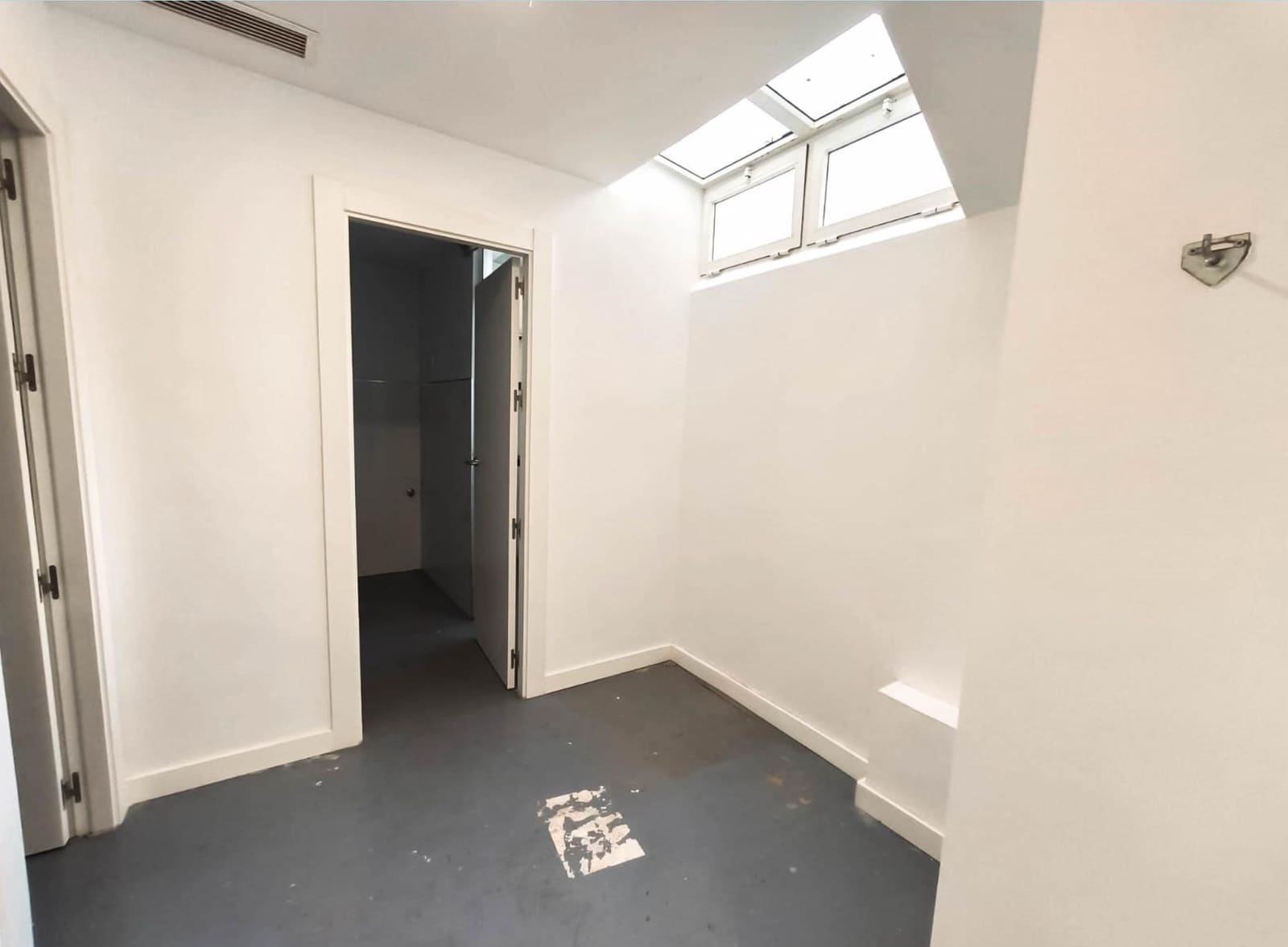 Komercyjne na sprzedaż w Elche / Elx - 67 500 € (Ref: 8979034)