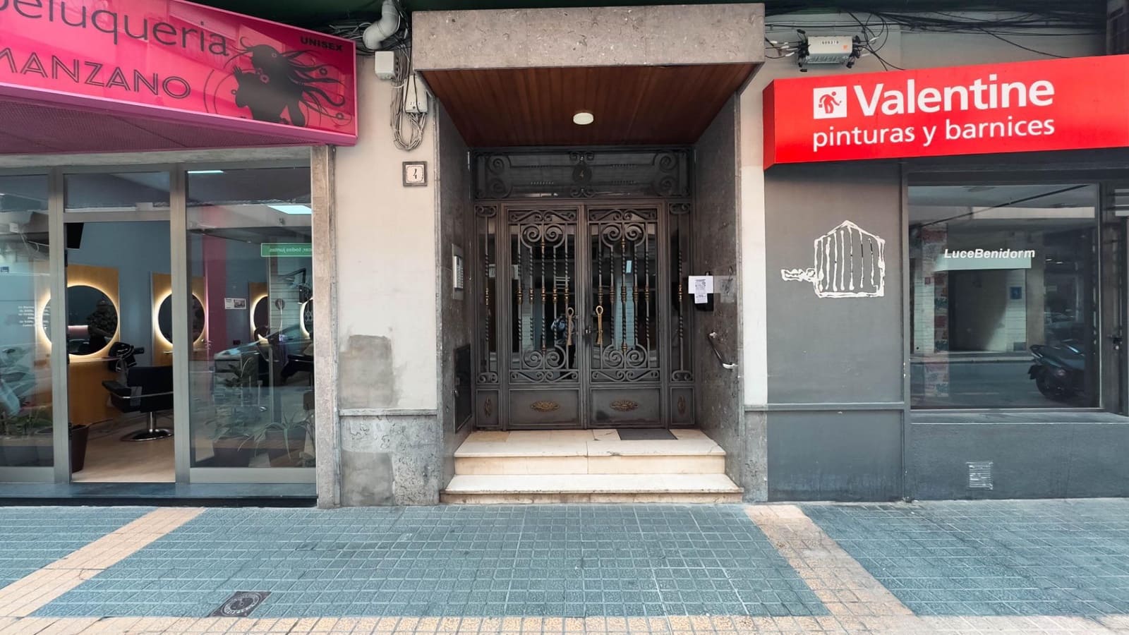 2 bedroom Penthouse for sale in Benidorm - € 189,900 (Ref: 8988421)