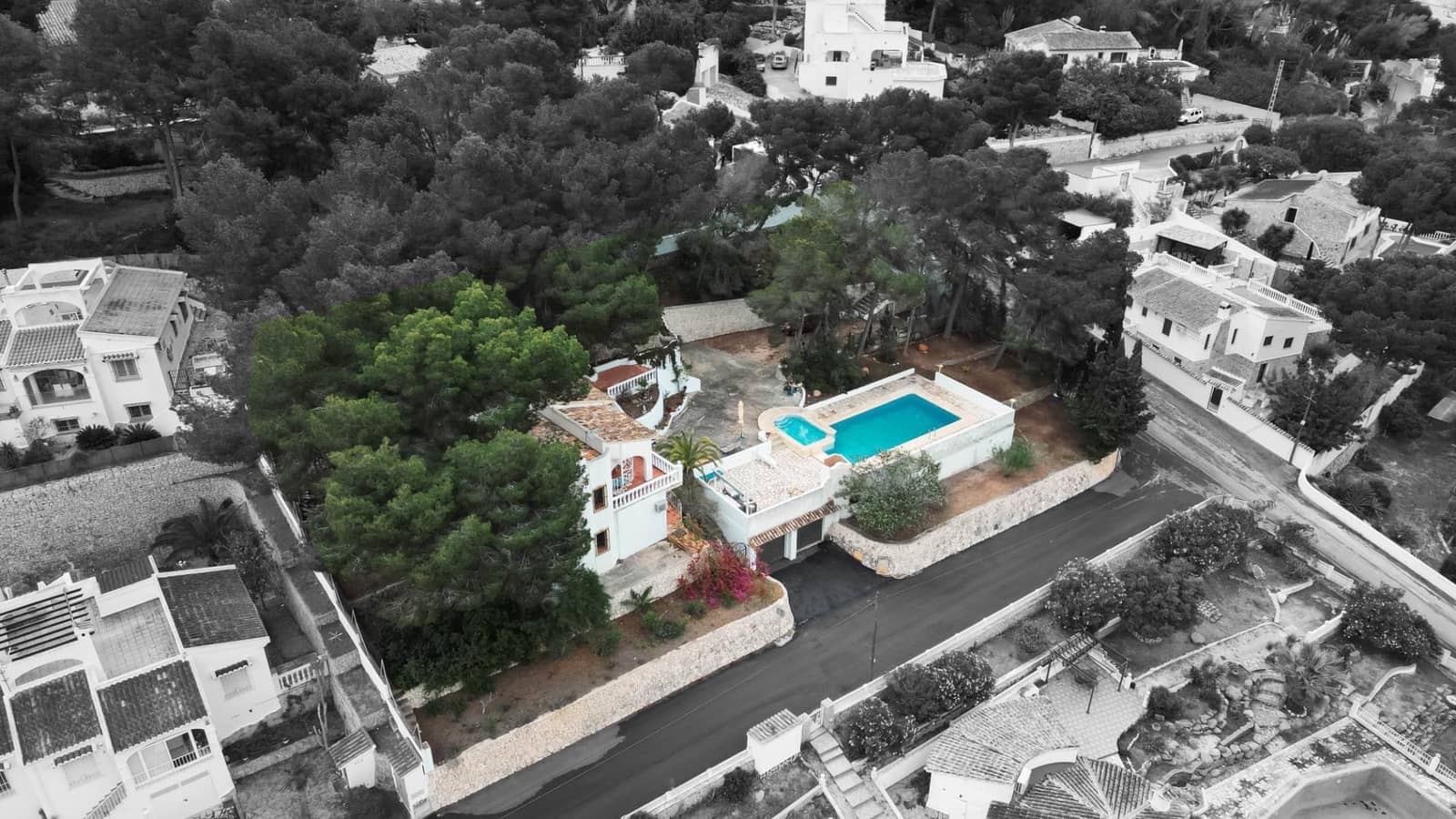 4 soveværelse Villa til salg i Moraira med swimmingpool garage - € 1.799.000 (Ref: 8999390)