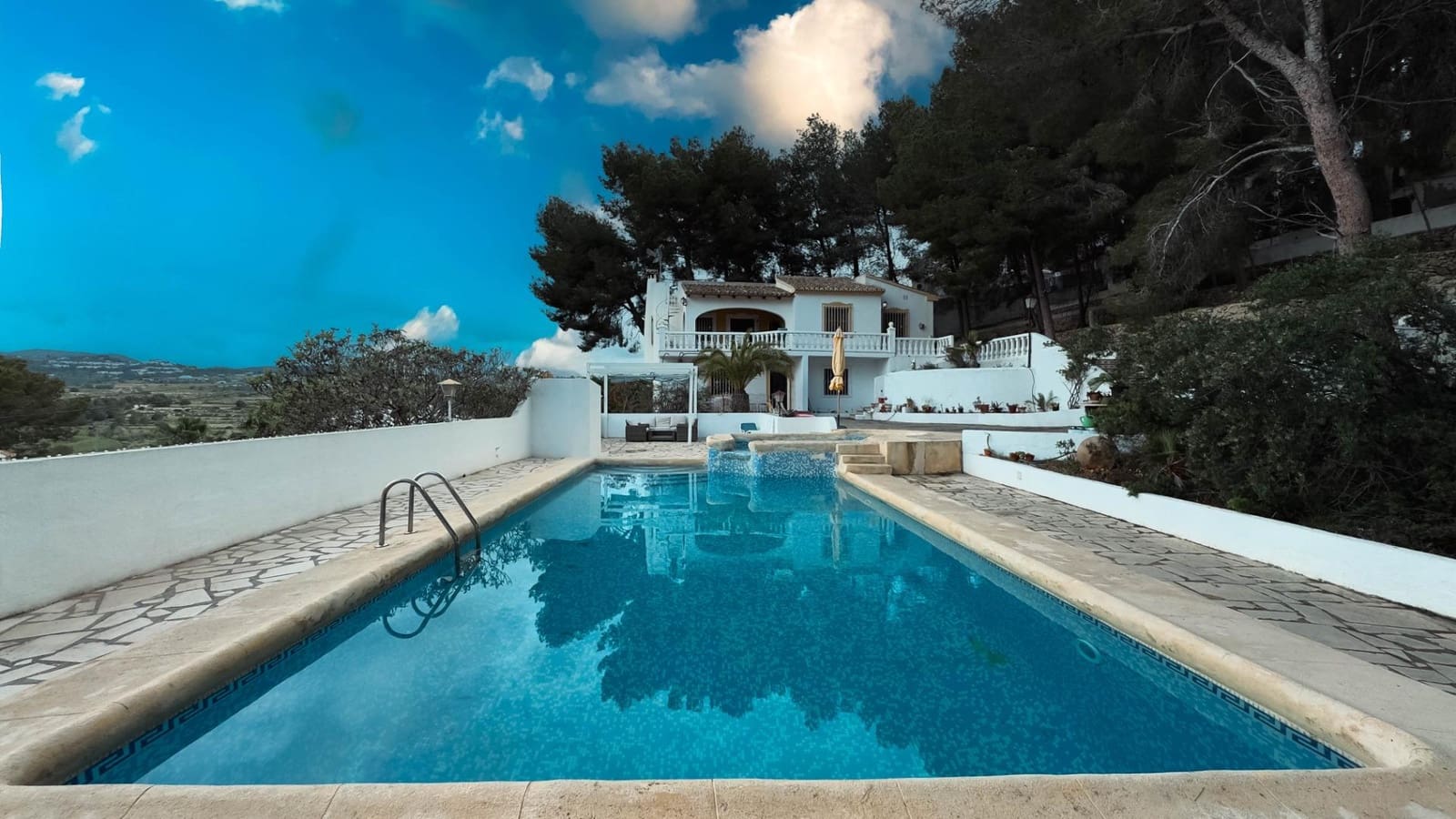 4 soveværelse Villa til salg i Moraira med swimmingpool garage - € 1.799.000 (Ref: 8999390)